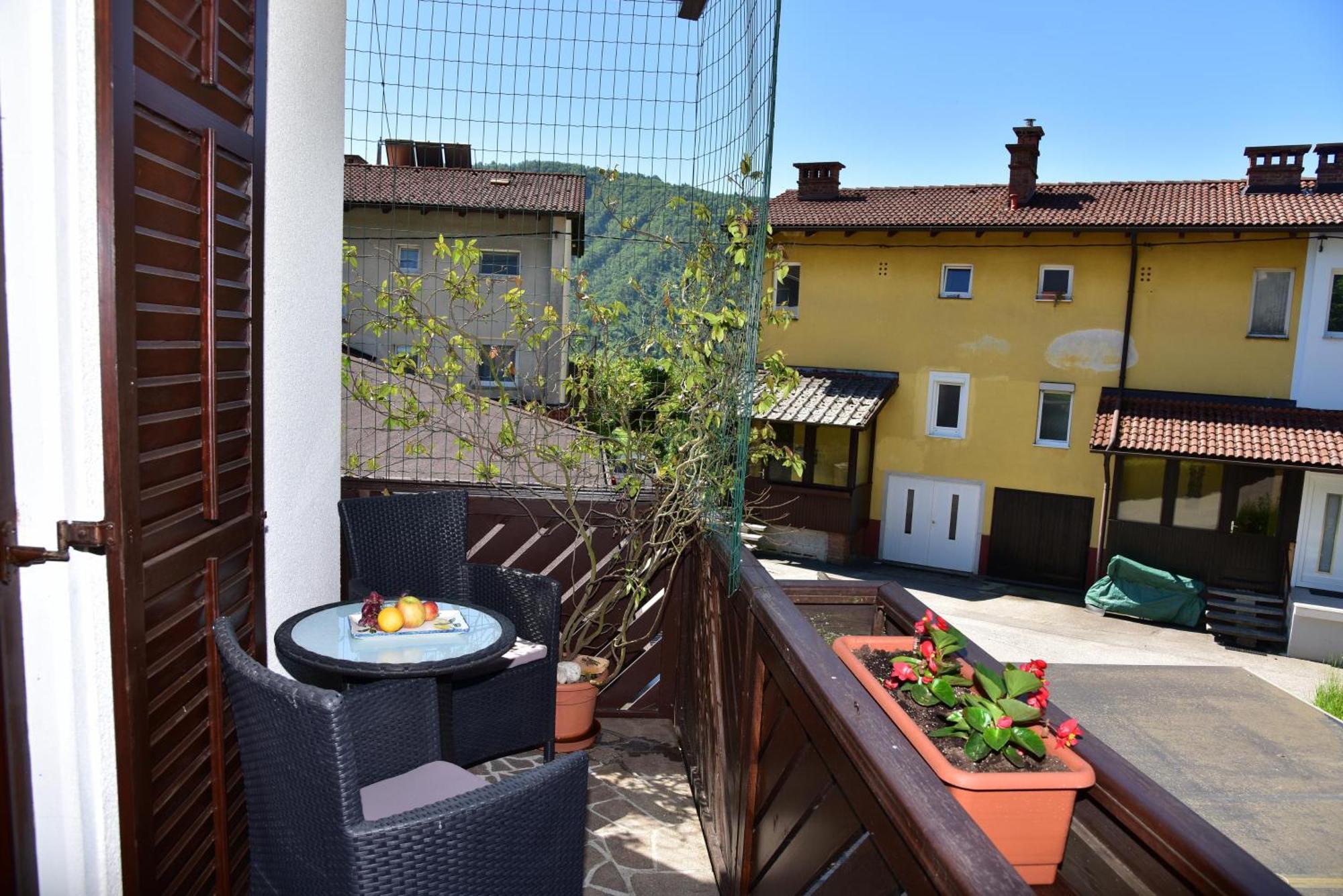 Apartment Jang Tolmin Εξωτερικό φωτογραφία