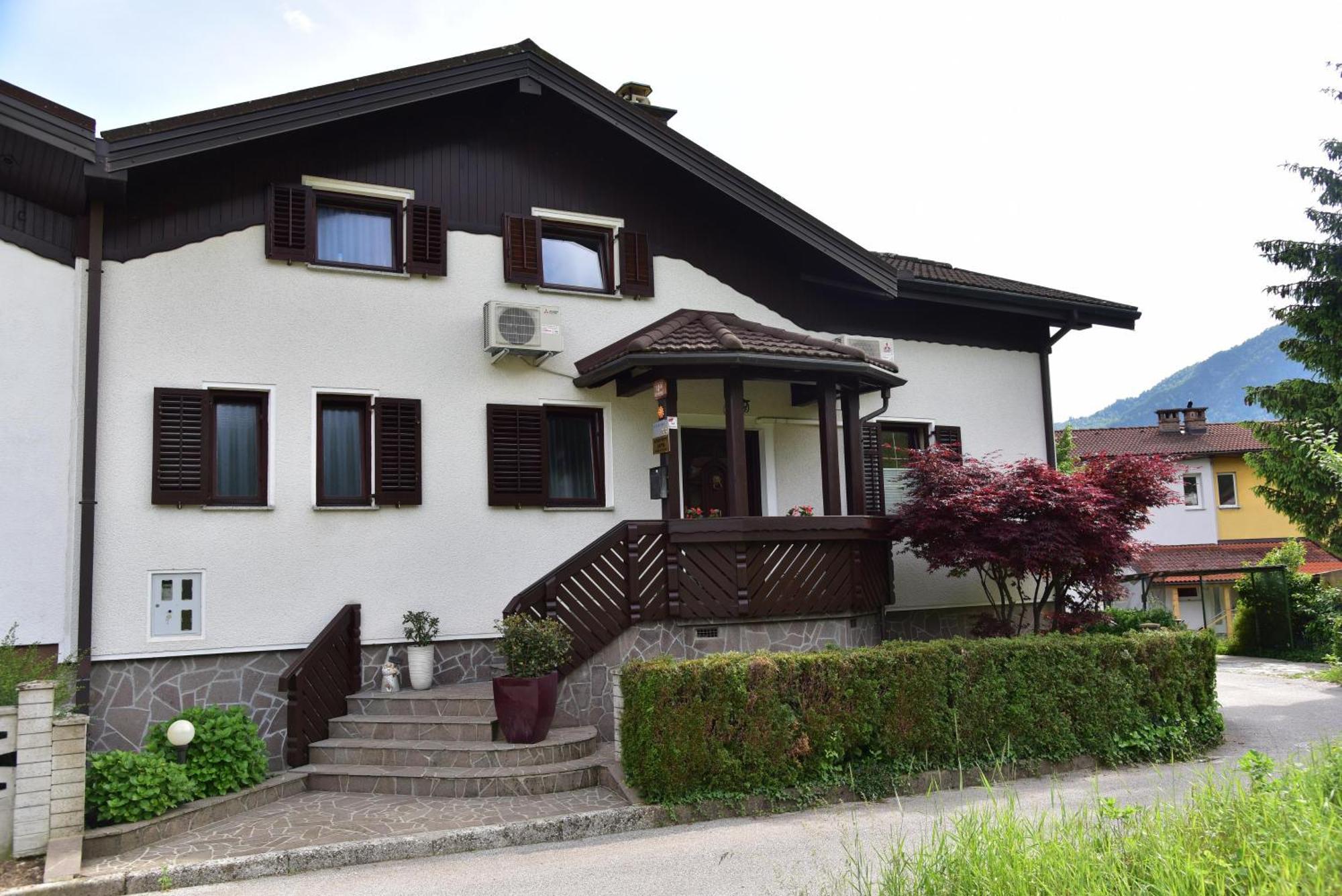 Apartment Jang Tolmin Εξωτερικό φωτογραφία