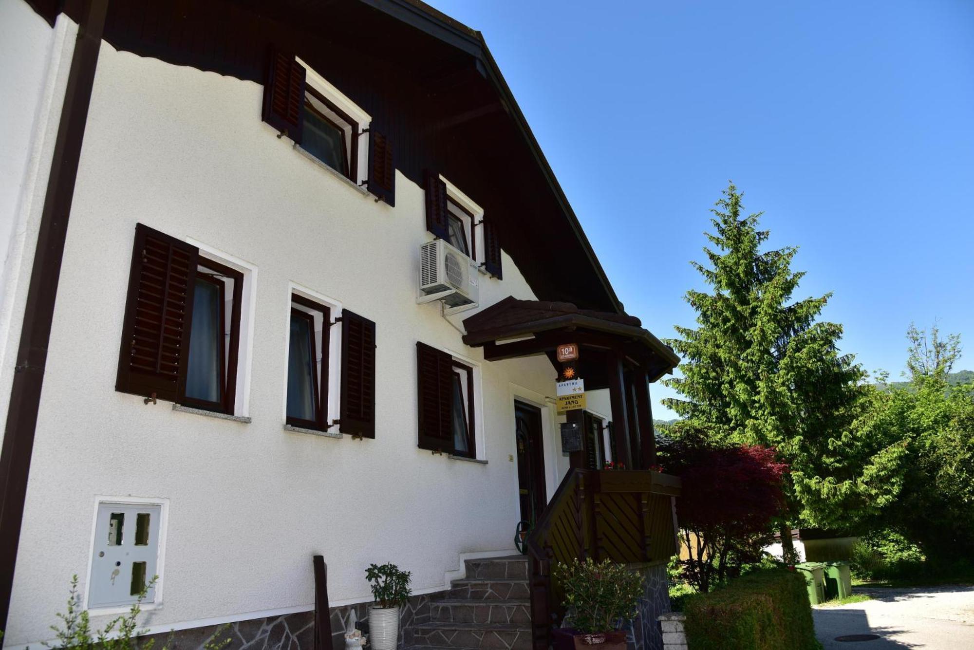 Apartment Jang Tolmin Εξωτερικό φωτογραφία