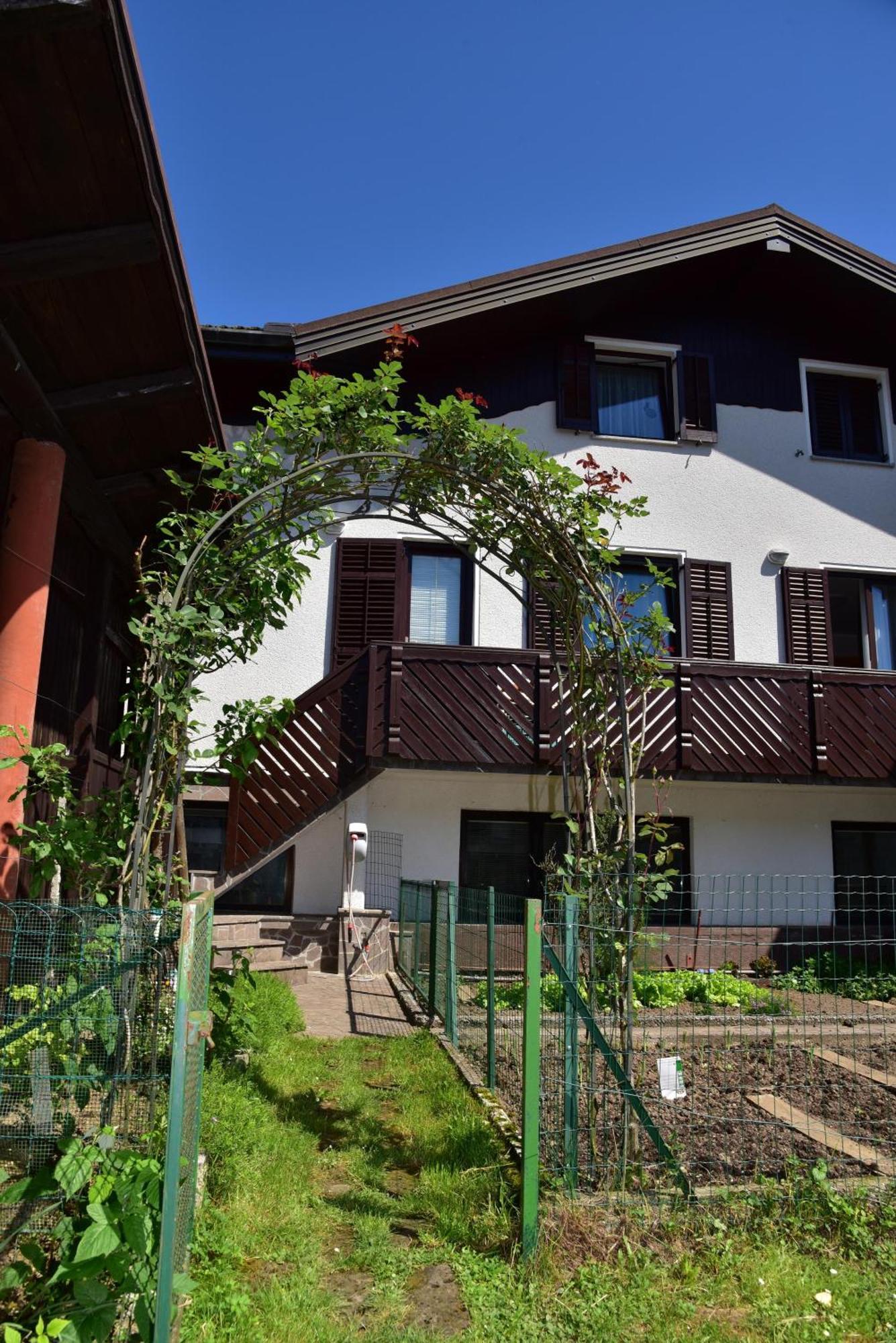 Apartment Jang Tolmin Εξωτερικό φωτογραφία