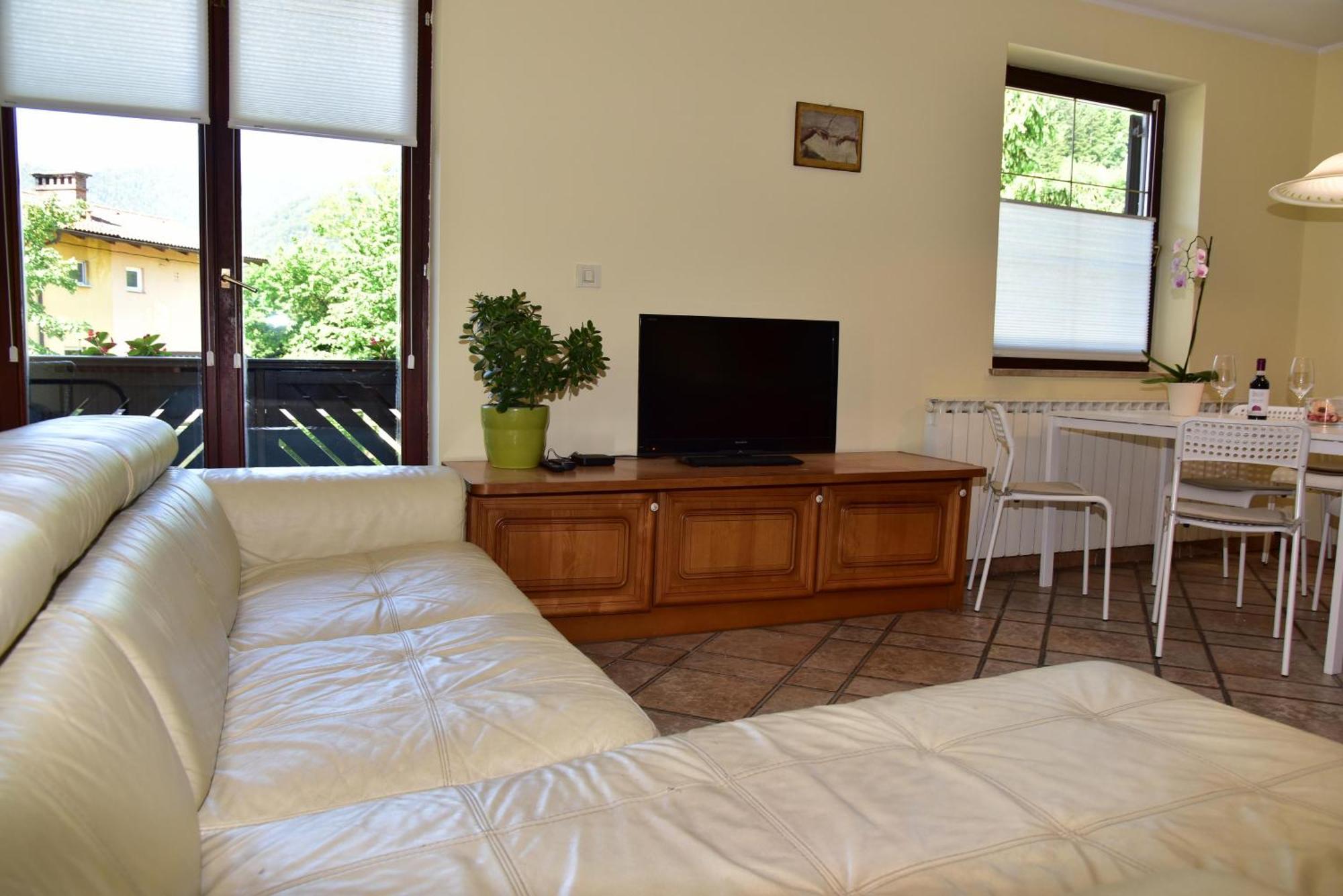 Apartment Jang Tolmin Εξωτερικό φωτογραφία