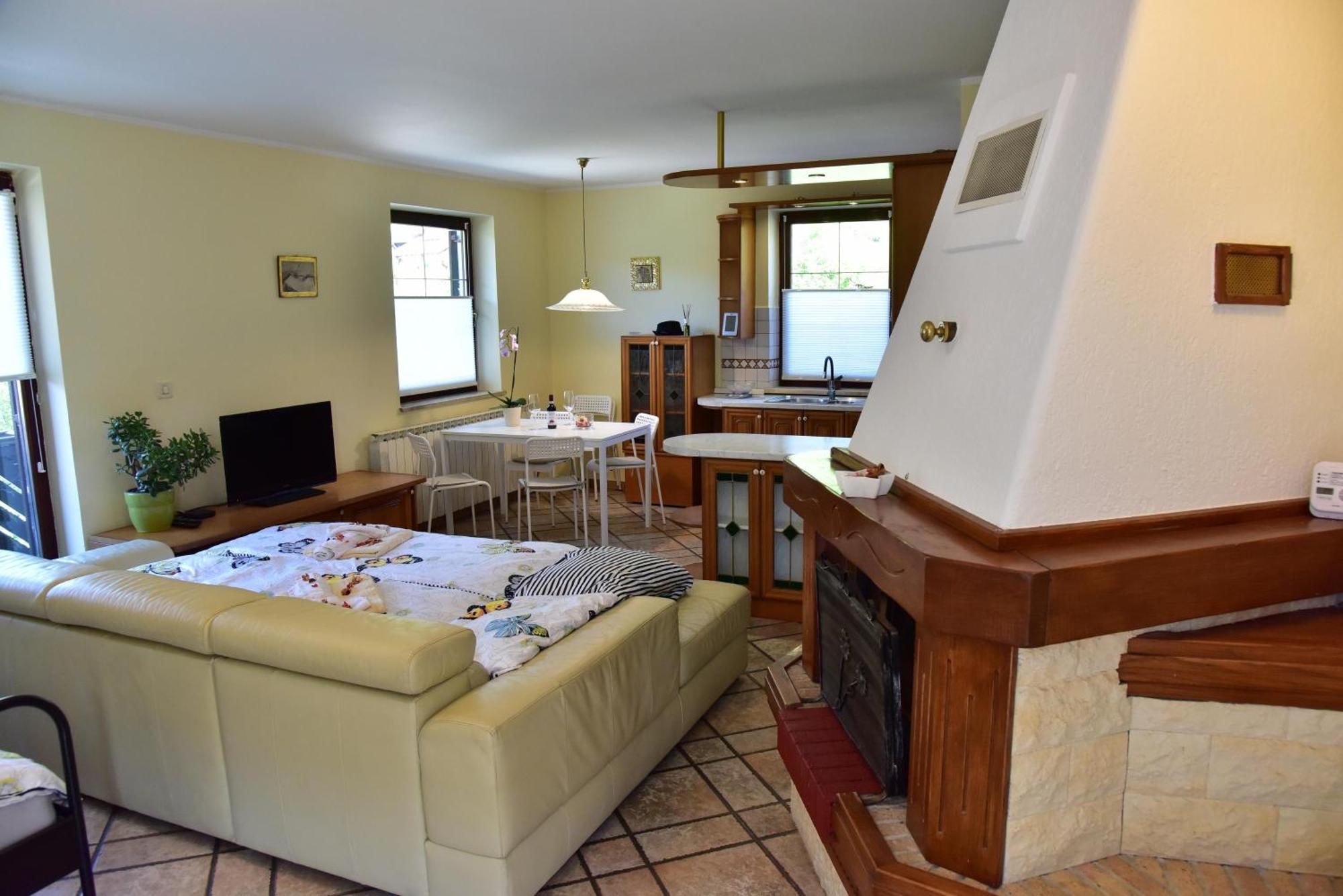 Apartment Jang Tolmin Εξωτερικό φωτογραφία