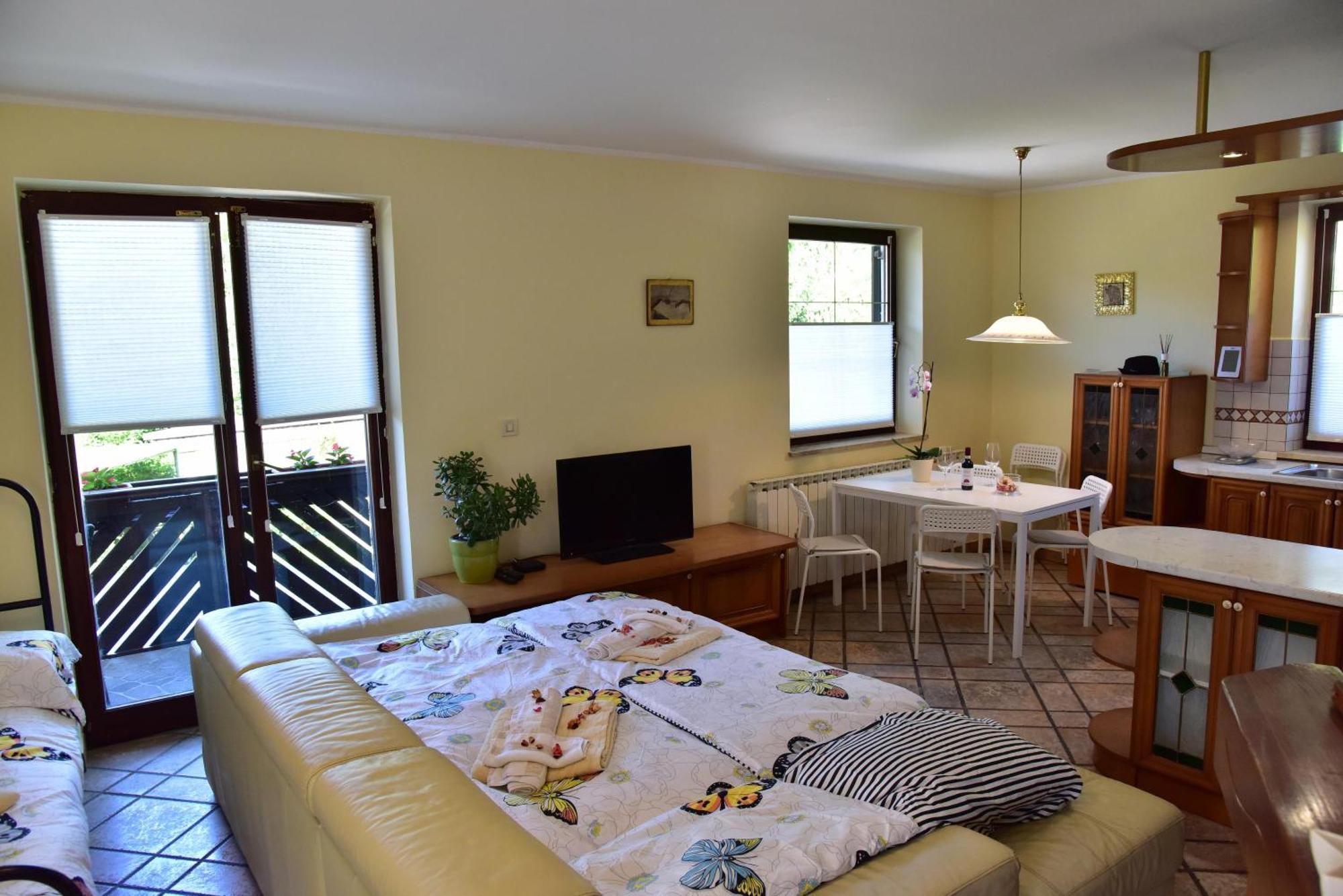 Apartment Jang Tolmin Εξωτερικό φωτογραφία