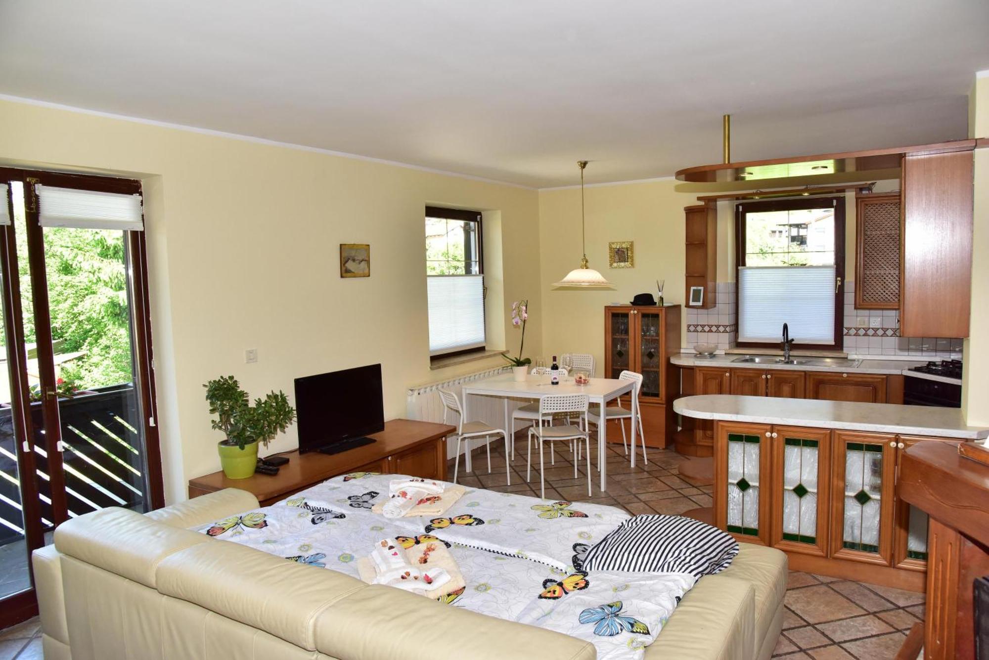 Apartment Jang Tolmin Εξωτερικό φωτογραφία