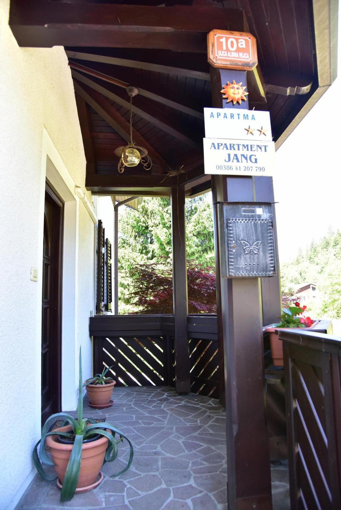 Apartment Jang Tolmin Εξωτερικό φωτογραφία